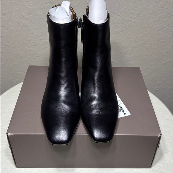Franco Sarto Luella Black Leather Ankle Booties NWBox Size 6.5 - Picture 5 of 9